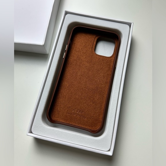 Urban Sophistication Puffer Case for  IPhone 11 Pro - Picture 5 of 7